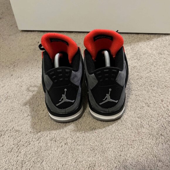 Air Jordan Infrared 4